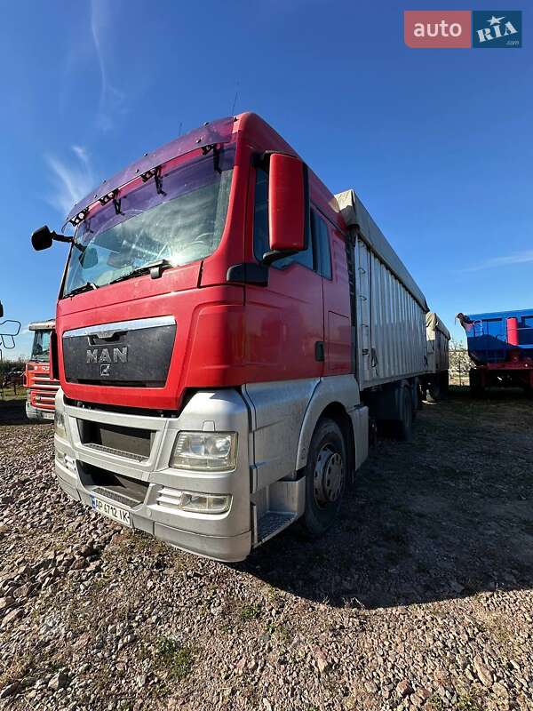 Контейнеровоз MAN TGX 2009 в Києві