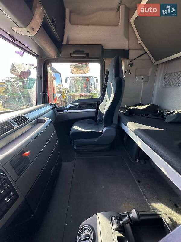 Контейнеровоз MAN TGX 2009 в Києві