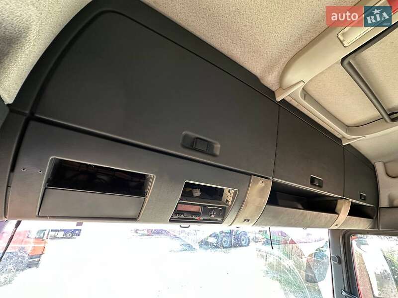 Контейнеровоз MAN TGX 2009 в Києві