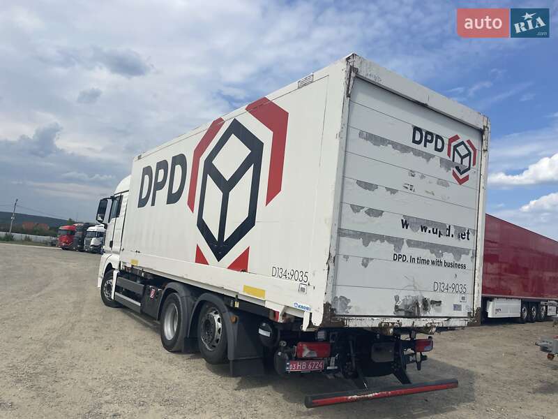 Контейнеровоз MAN TGX 2020 в Чернівцях