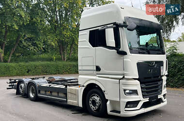 Контейнеровоз MAN TGX 2021 в 