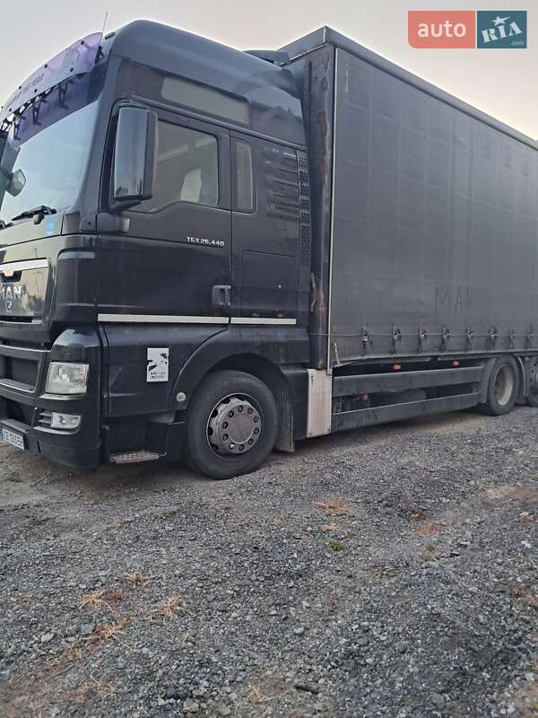 Тентований MAN TGX 2010 в Романківцях