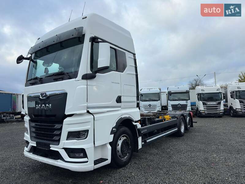 Контейнеровоз MAN TGX 2021 в Луцьку фото 2 Контейнеровоз MAN TGX 2021 в Луцьку
