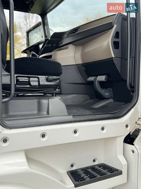 Контейнеровоз MAN TGX 2022 в Житомирі фото 9 Контейнеровоз MAN TGX 2022 в Житомирі