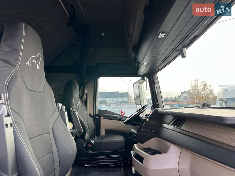 Контейнеровоз MAN TGX 2021 в Луцьку фото 14 Контейнеровоз MAN TGX 2021 в Луцьку