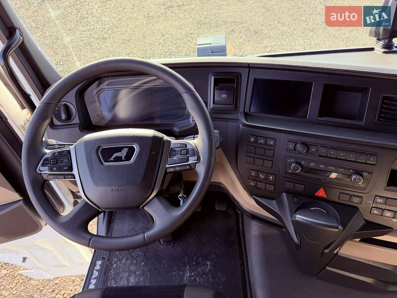 Контейнеровоз MAN TGX 2021 в Луцьку фото 28 Контейнеровоз MAN TGX 2021 в Луцьку