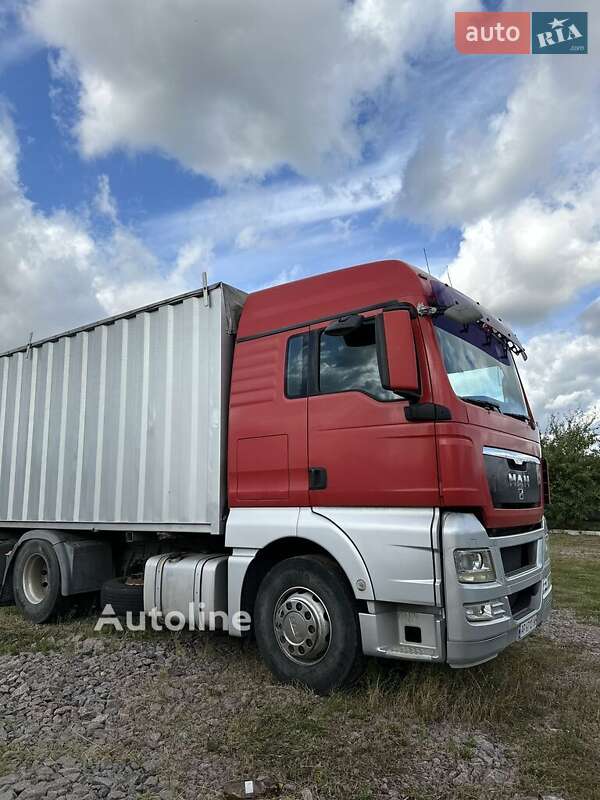 Контейнеровоз MAN TGX 2009 в Києві