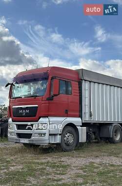 Контейнеровоз MAN TGX 2009 в Києві