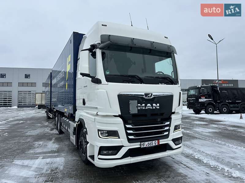Контейнеровоз MAN TGX 2021 в Черновцах