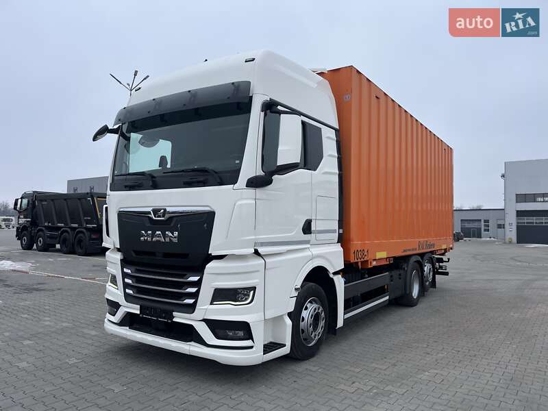 Контейнеровоз MAN TGX 2021 в Черновцах