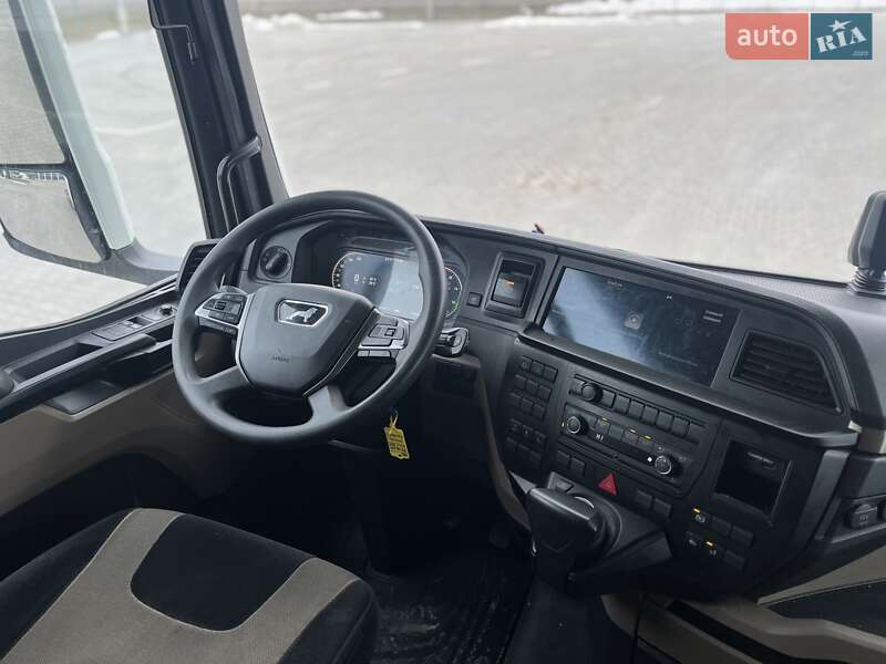 Контейнеровоз MAN TGX 2021 в Черновцах