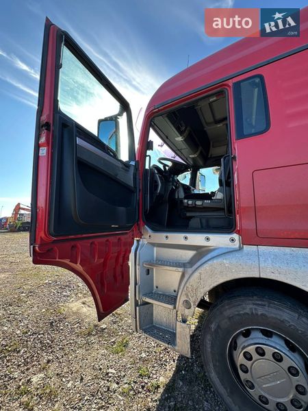 Контейнеровоз MAN TGX 2009 в Киеве