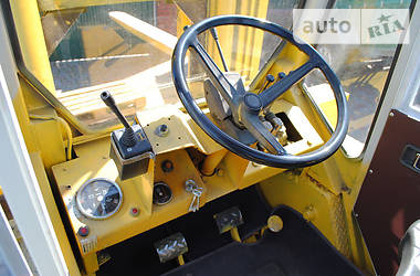 Вилочний навантажувач Manitou MC 1983 в 