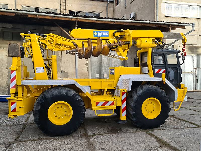 Бурова установка Manitou MC 2000 в Чернівцях