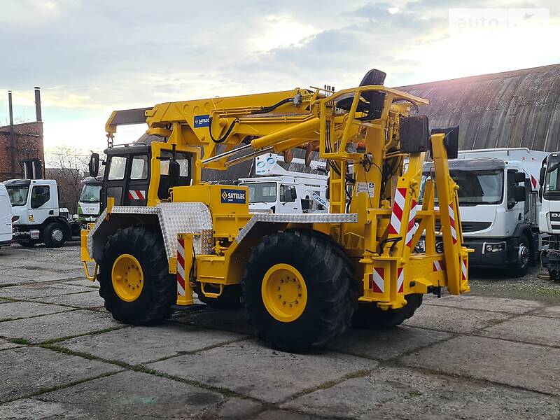 Бурова установка Manitou MC 2000 в Чернівцях