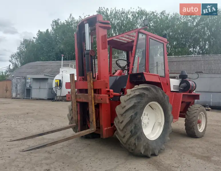 Вилочный погрузчик Manitou MC 2001 в 