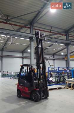 Вилочный погрузчик Manitou MI 15G 2013 в 