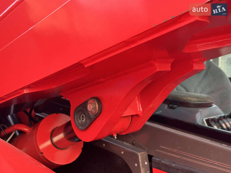 Телескопічні навантажувачі Manitou MLT 735 LSU 2010 в Теребовлі