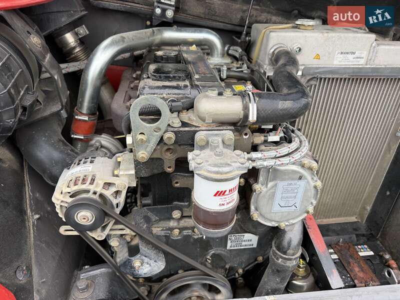 Телескопічні навантажувачі Manitou MT 932 2011 в Луцьку