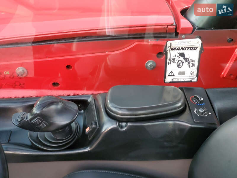 Телескопічні навантажувачі Manitou MT-X 732 2018 в Рівному