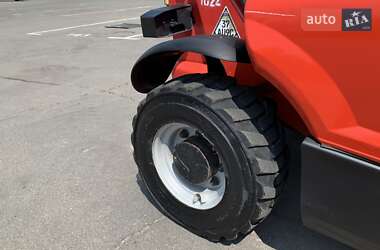 Телескопический погрузчик Manitou MT 2018 в 