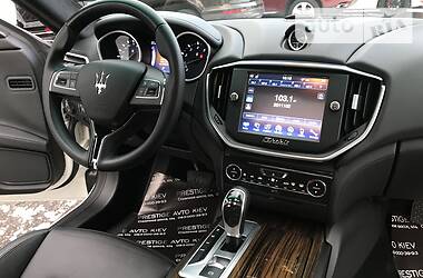 Седан Maserati Ghibli 2014 в Киеве