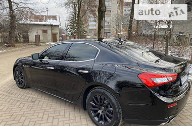Седан Maserati Ghibli 2014 в Івано-Франківську