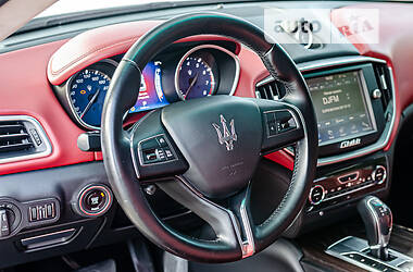 Седан Maserati Ghibli 2013 в Киеве