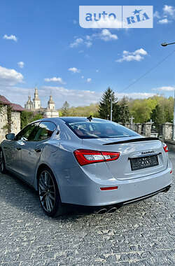 Седан Maserati Ghibli 2016 в 
