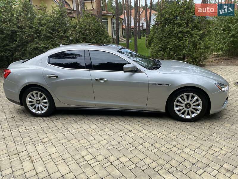 Седан Maserati Ghibli 2013 в Киеве