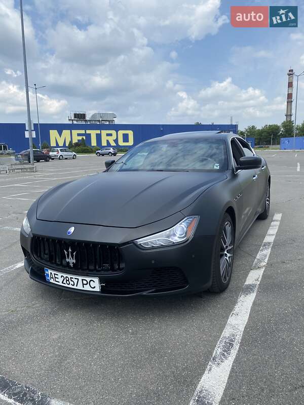 Седан Maserati Ghibli 2014 в Днепре