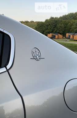 Седан Maserati Ghibli 2014 в Львові