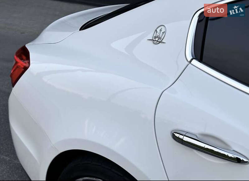 Седан Maserati Ghibli 2013 в Харькове