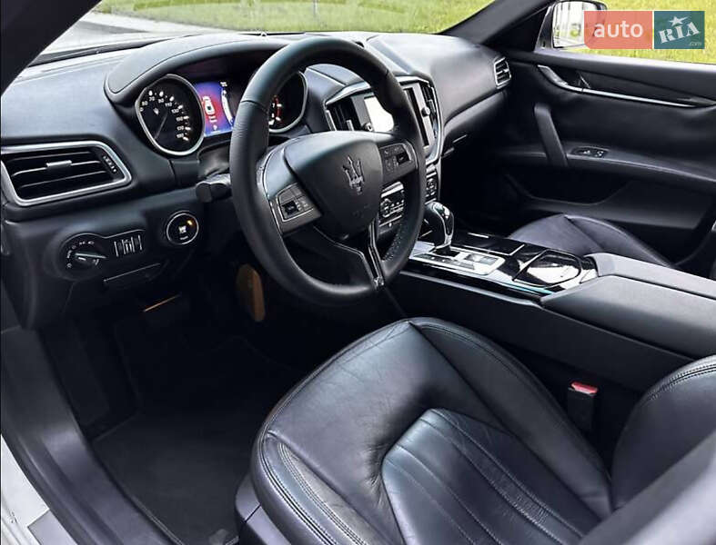 Седан Maserati Ghibli 2013 в Харькове
