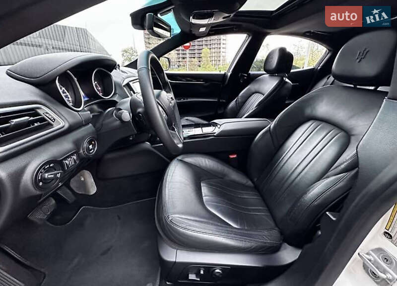 Седан Maserati Ghibli 2013 в Харькове