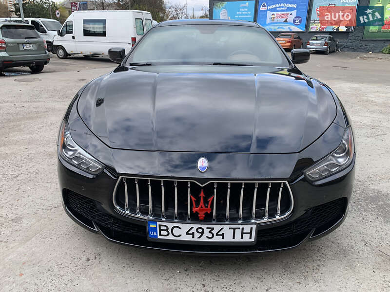 Седан Maserati Ghibli 2014 в Львові