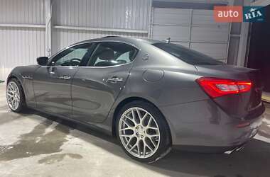Седан Maserati Ghibli 2016 в 