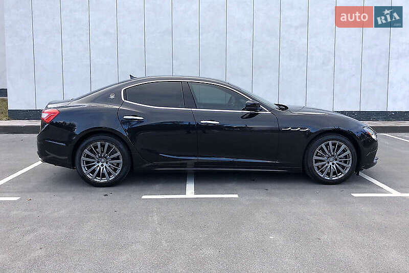 Седан Maserati Ghibli 2017 в Києві