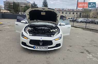 Седан Maserati Ghibli 2016 в 