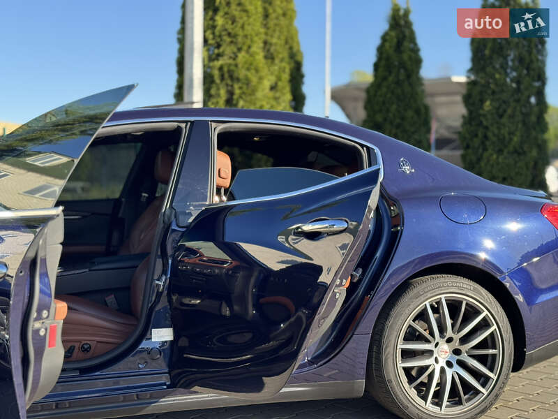 Седан Maserati Ghibli 2015 в Києві