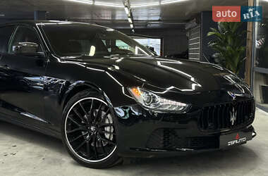Седан Maserati Ghibli 2014 в 