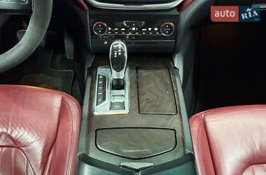 Седан Maserati Ghibli 2014 в 