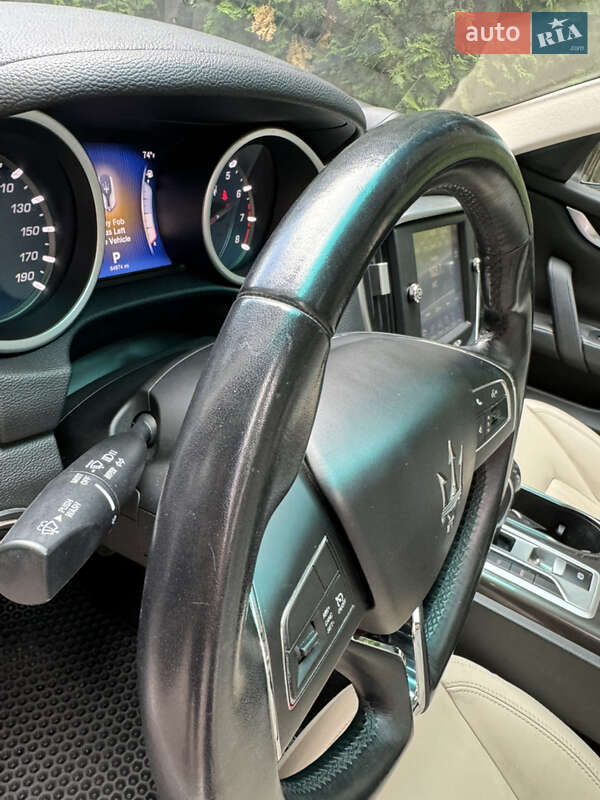 Седан Maserati Ghibli 2014 в Рівному