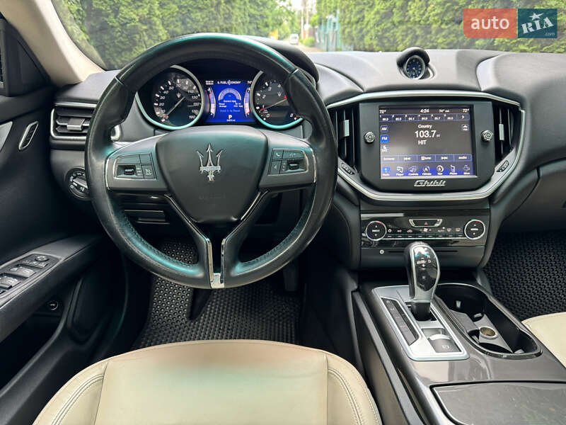 Седан Maserati Ghibli 2014 в Рівному