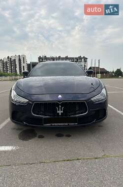 Седан Maserati Ghibli 2015 в 