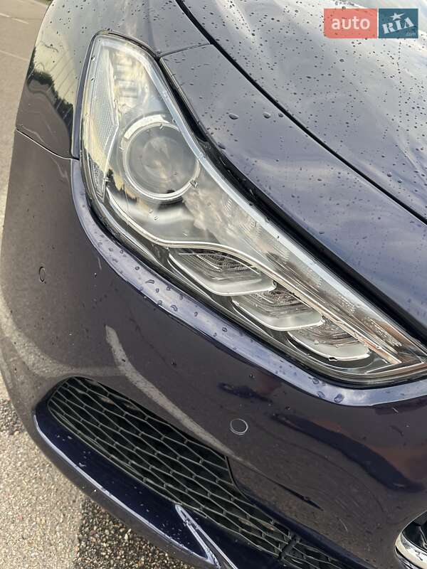 Седан Maserati Ghibli 2015 в Киеве