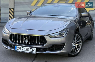 Седан Maserati Ghibli 2013 в Києві
