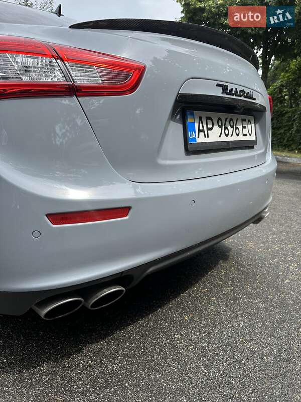 Седан Maserati Ghibli 2016 в Киеве
