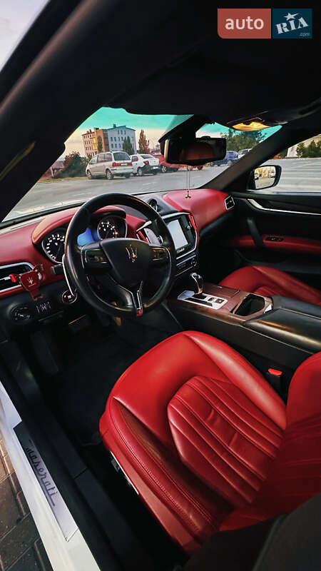 Седан Maserati Ghibli 2016 в Одессе