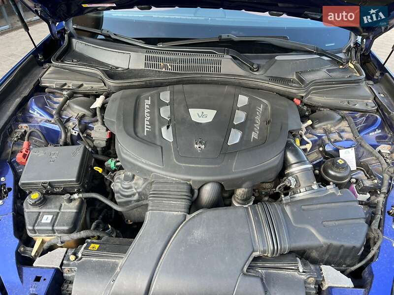 Седан Maserati Ghibli 2013 в Черкасах